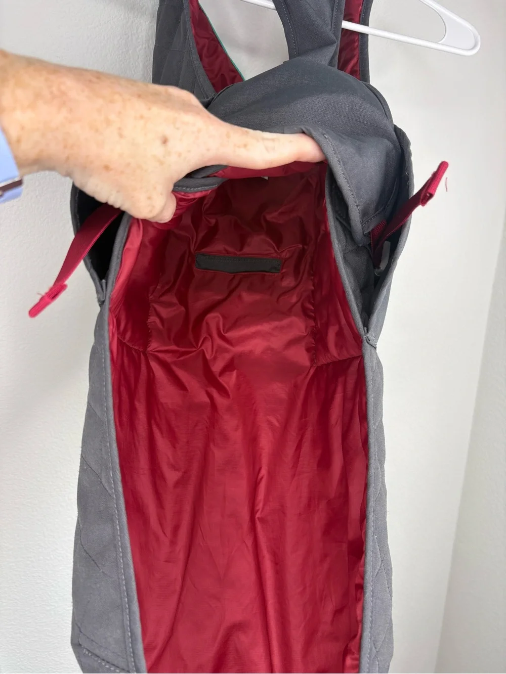 Ruffwear Quinzee Insulated Vest Charcoal Grey Size Large